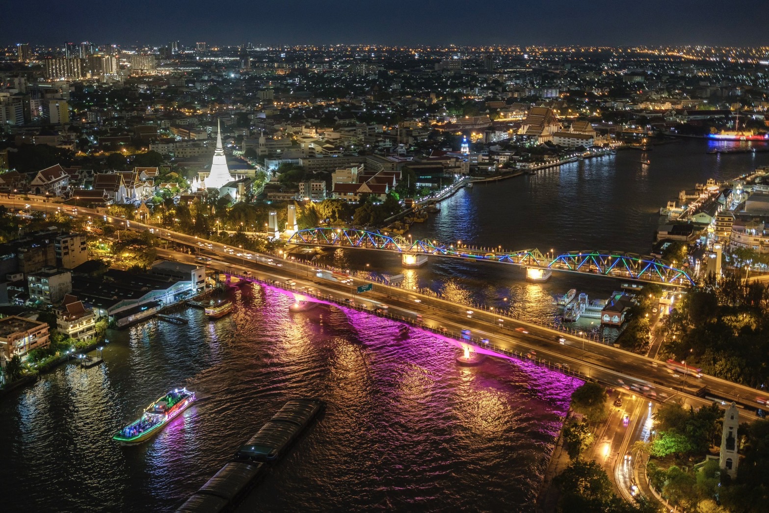 ทช.ร่วมเฉลิมพระเกียรติ เปิดไฟประดับสะพานข้ามแม่น้ำเจ้าพระยา 12 แห่ง เฉลิมพระชนมพรรษาพระบาทสมเด็จฯ ร.10