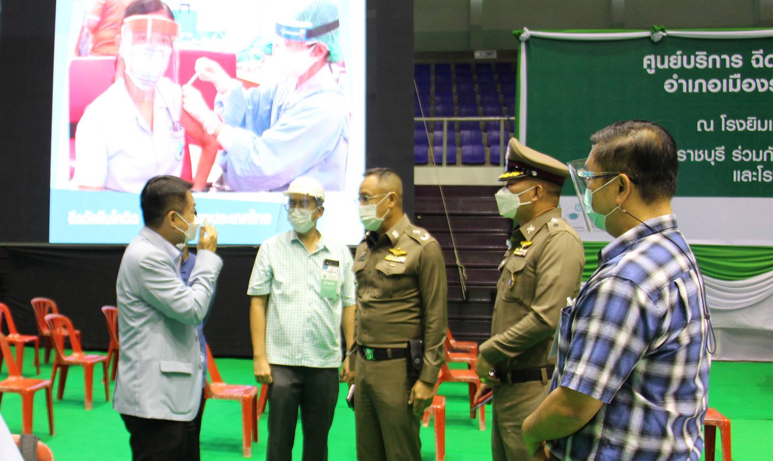  ตำรวจราชบุรี ตบเท้าฉีดวัคซีนโควิด 1,288 นาย
