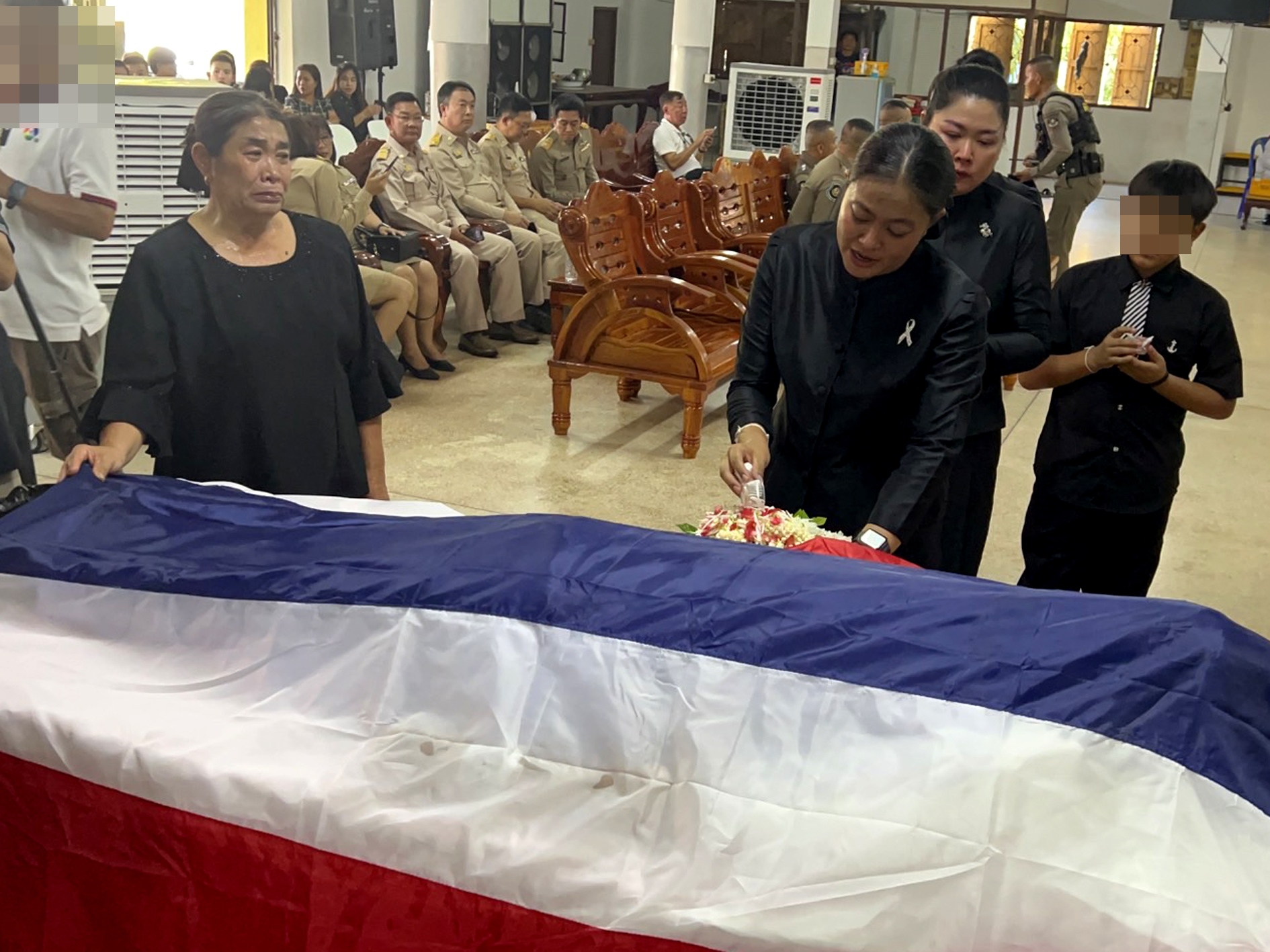 ปูนบำเหน็จ "ดาบตาร์" 3 ขั้นรับทายาท 1 คนเป็นตำรวจพิธีพระราชทานน้ำหลวงอาบศพเป็นไปด้วยความเศร้าโศก