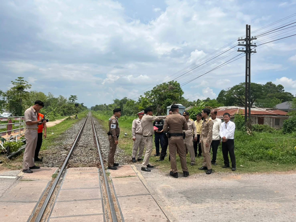 ขอนแก่นเอาจริง! คุมเข้มจุดตัดรถไฟทั้งจังหวัด สั่งปรับหนัก 1,000 บาท-หักคะแนนพวกชอบมุดไม้กั้น จี้จำให้แม่น "3 ต้อง 3 ห้าม"