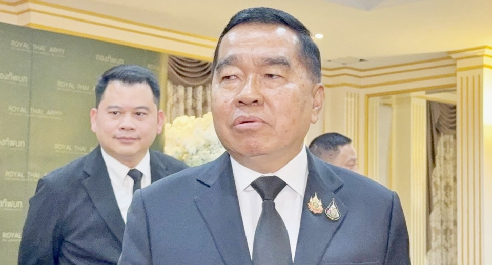 "บิ๊กเล็ก" ลงพื้นที่ให้กำลังใจทหาร–ประชาชนชายแดน  เร่งเดินหน้าปฏิบัติการจนกัมพูชาสิ้นสุดสภาพปฏิปักษ์