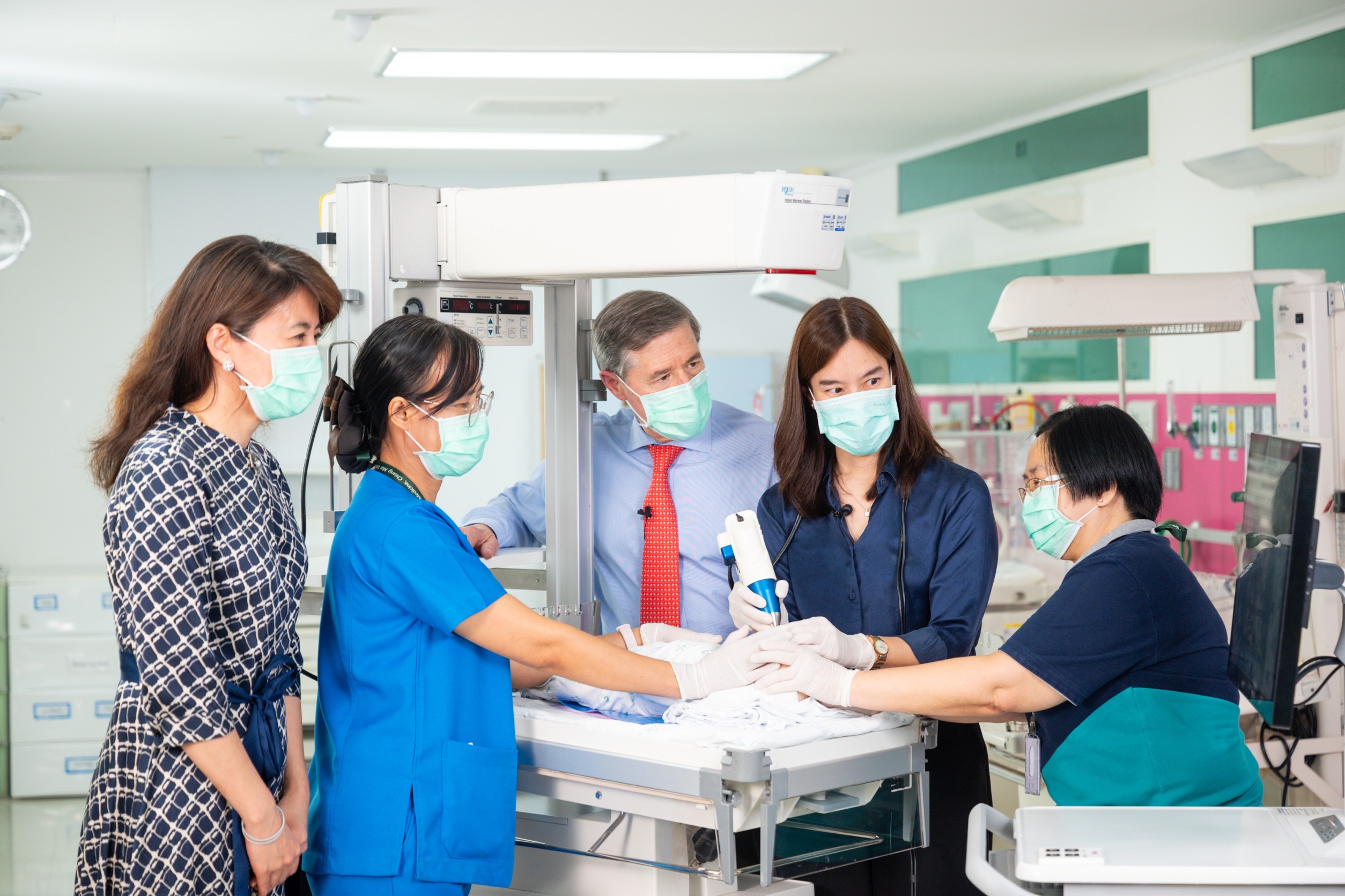 “เฉลิม อยู่วิทยา” หนุน 3 สถาบัน ร่วมวิจัย โครงการ ป้องกันโรคตาบอดใน เด็กคลอดก่อนกำหนด