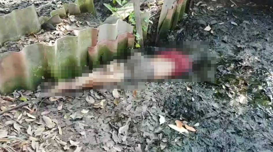 เจ้าของบ้านผงะตื่นมาเจอศพในคูน้ำข้างบ้าน ท้ายซอยริมคลองย่านประชาอุทิศ