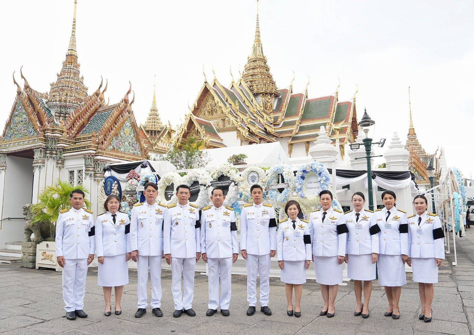 ธอส.เข้าเฝ้าฯ ในพระพิธีธรรมสวดพระอภิธรรมพระบรมศพ สมเด็จพระนางเจ้าสิริกิติ์ฯ พระบรมราชชนนีพันปีหลวง