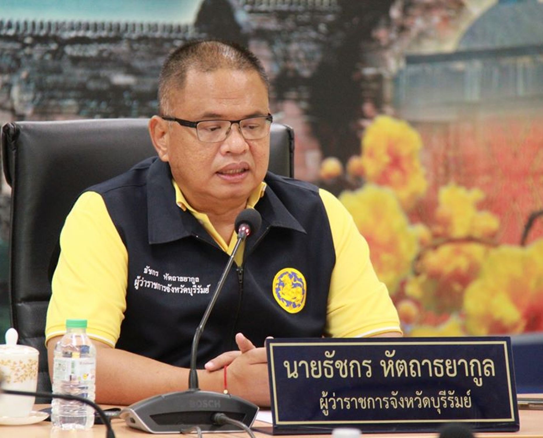 ผู้ว่าฯบุรีรัมย์ ออกประกาศห้ามขนย้ายท่อนพันธุ์มันฯ ป้องกันโรคใบด่างระบาด 
