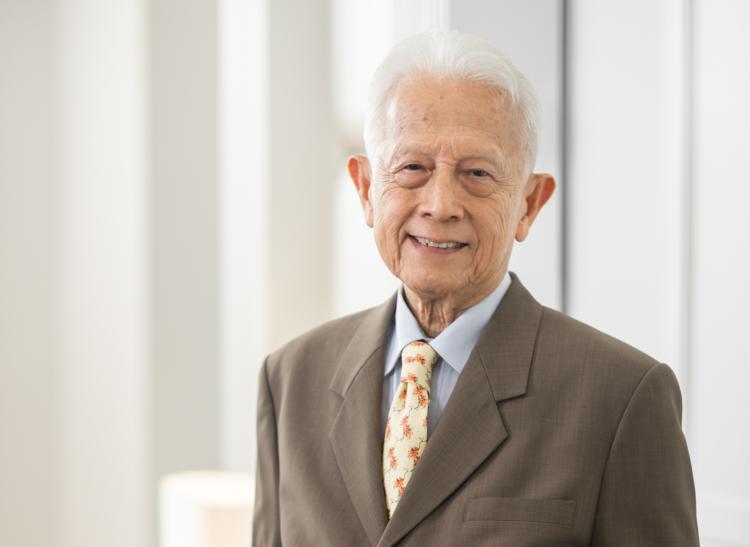 'นรนิติ'เรียกถกด่วนสภามหาวิทยาลัย มธ. กรณีชุมนุม "ธรรมศาสตร์จะไม่ทน"