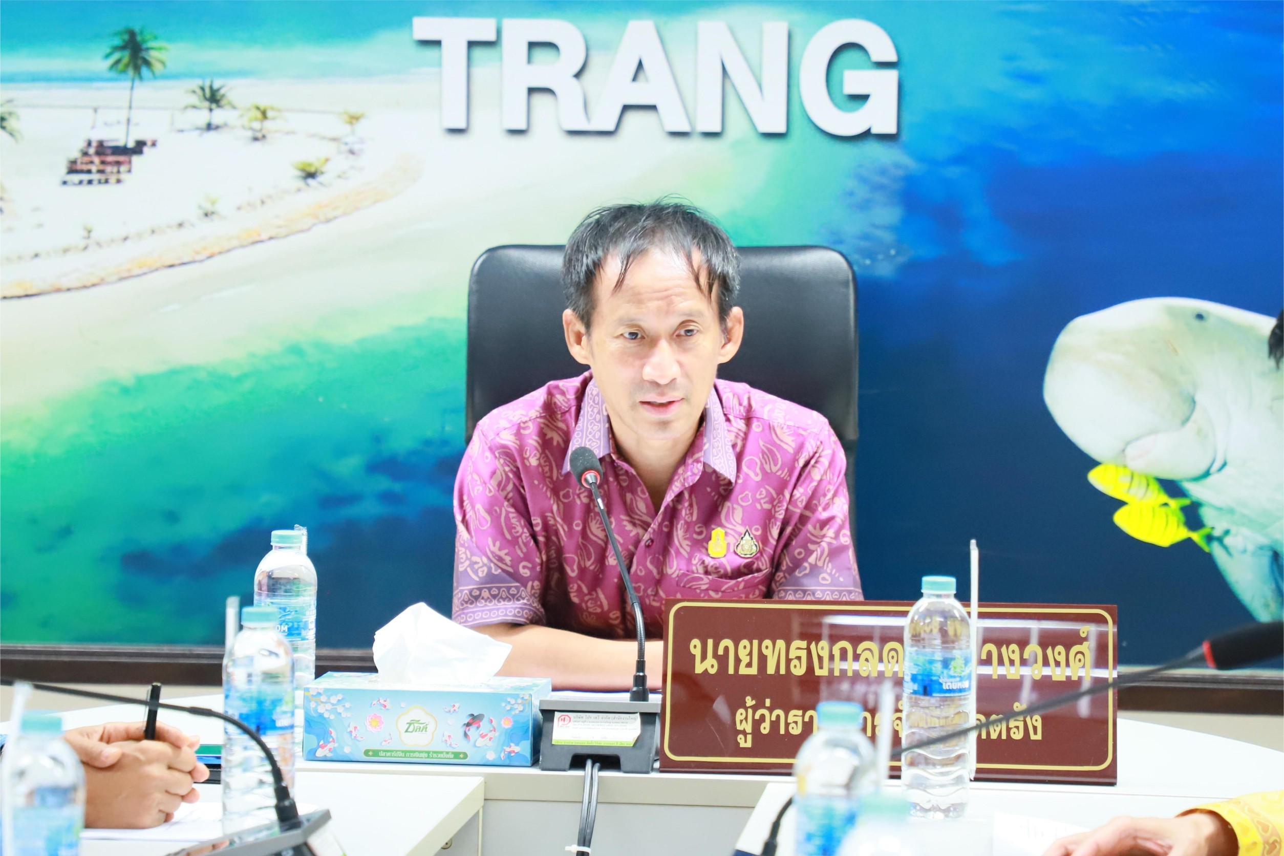 ผู้ว่าฯตรังเรียกส่วนที่เกี่ยวข้องเร่งหามาตรการแก้ไขราคาปาล์มร่วงหนัก