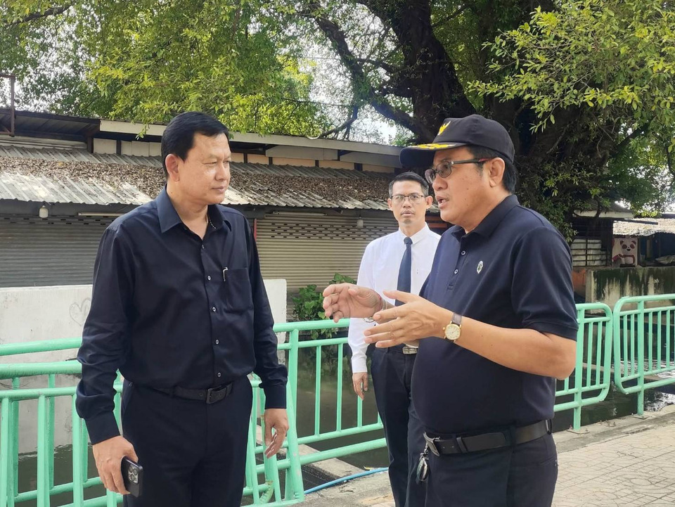 “ปลัดกรุงเทพมหานคร” ลงพื้นที่ เขตดอนเมือง ติดตามสถานการณ์แก้ปัญหาน้ำท่วม  