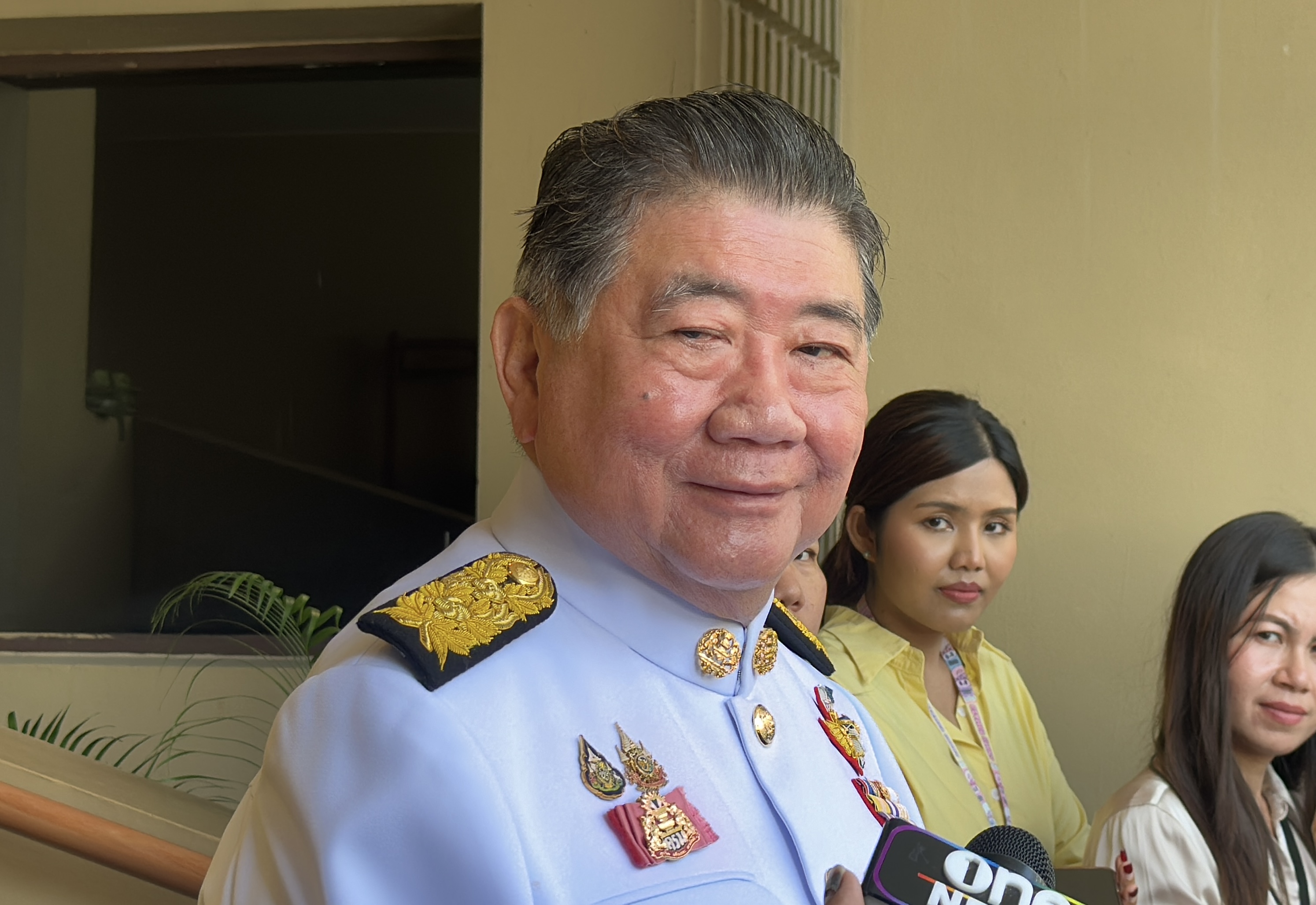 “ภูมิธรรม” บอกไม่มีปัญหา “ทักษิณ” ช่วยเพื่อไทยหาเสียงเลือกตั้ง อบจ. ชี้เป็นผู้ช่วยหาเสียงตามกฎหมาย