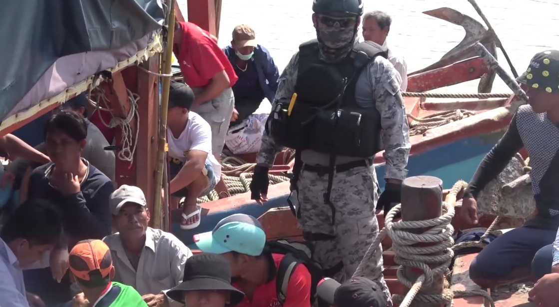 ทัพเรือภาค2จับเรือเวียดนาม4ลำ-ลูกเรือ36คน ลอบทำประมงผิดกฎหมาย