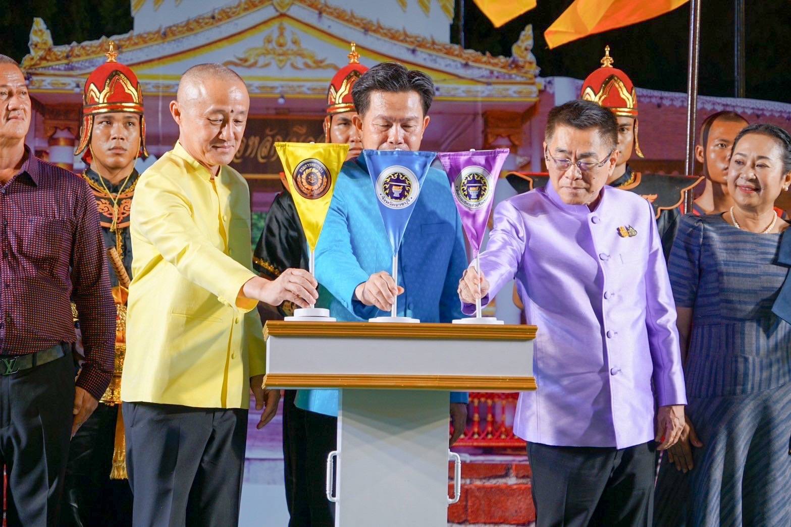 กรมการทหารช่างเปิดงานสักการะศาลเจ้าพ่อหลักเมืองราชบุรีอย่างยิ่งใหญ่