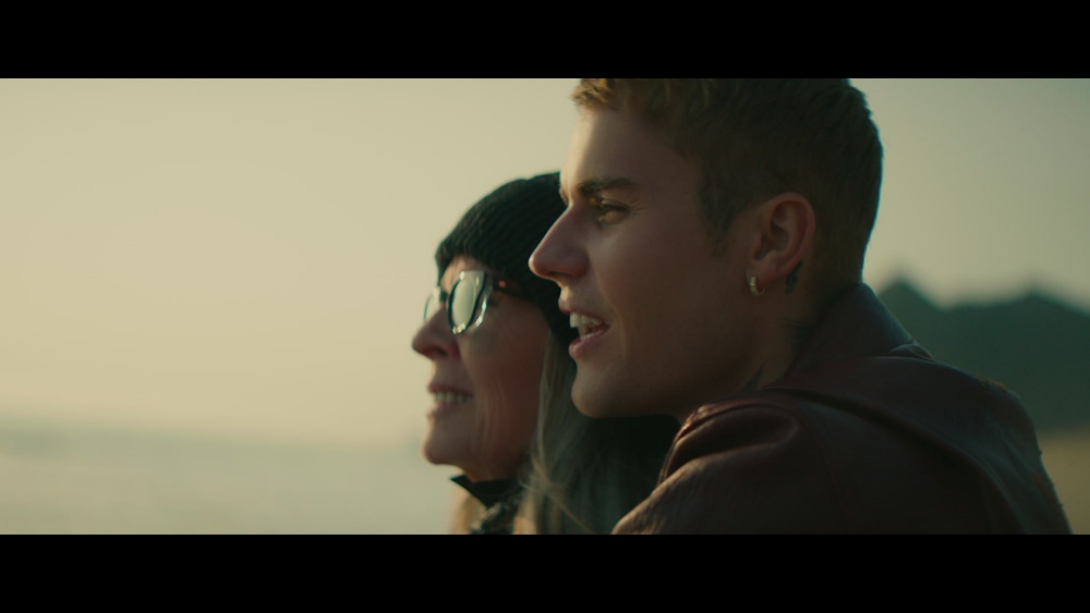 “Justin Bieber” จัดเต็มปล่อย MV ใหม่ “Ghost” คว้าดารารุ่นใหญ่ “Diane Keaton” ร่วมแสดง