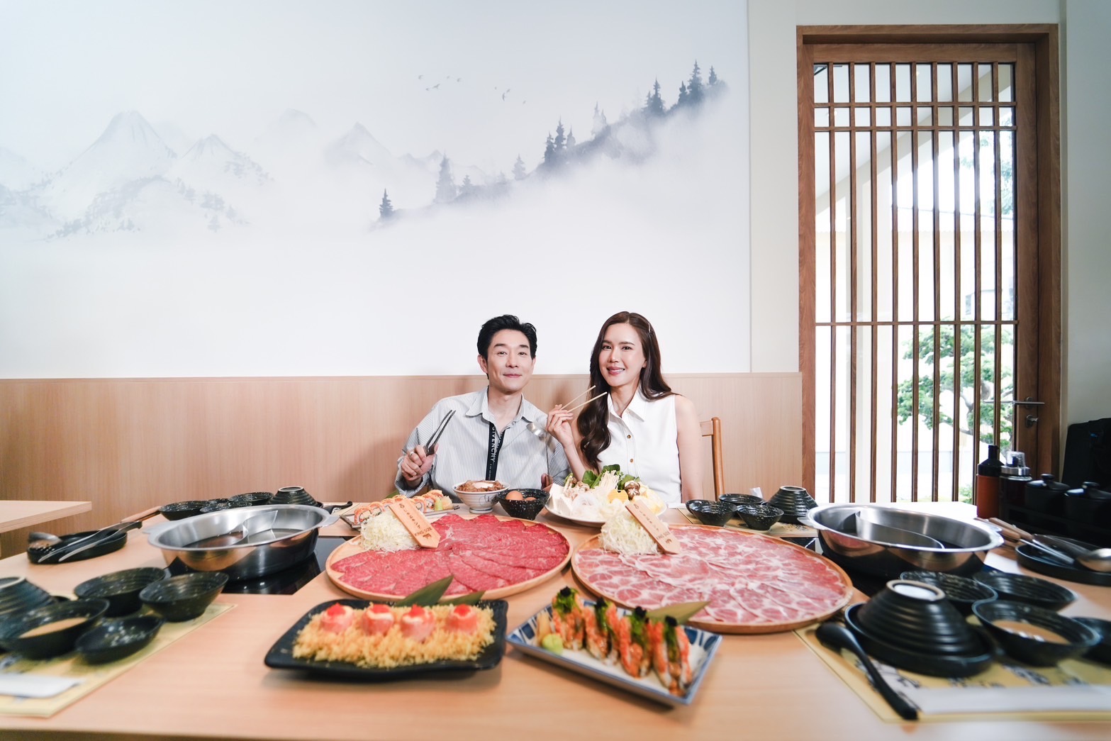 วันหยุดเทศกาลก็พร้อมเสิร์ฟ !! 'เจี๊ยบ พิจิตตรา' ปักหมุด Shabu king เปิดทั้ง 2 สาขา