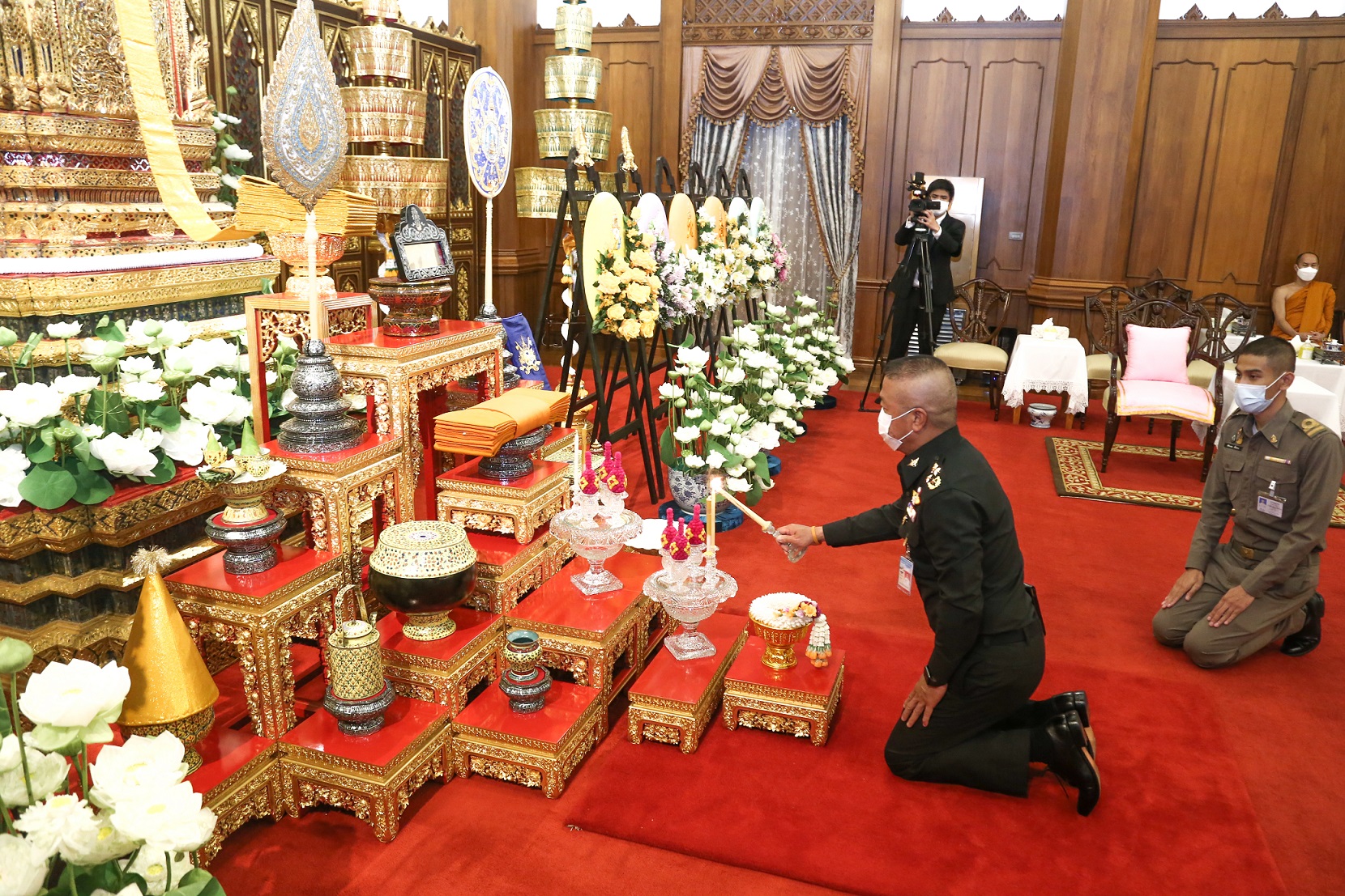 กลาโหมเป็นเจ้าภาพบำเพ็ญกุศลสวด  พระอภิธรรมศพเจ้าประคุณสมเด็จพระวันรัต
