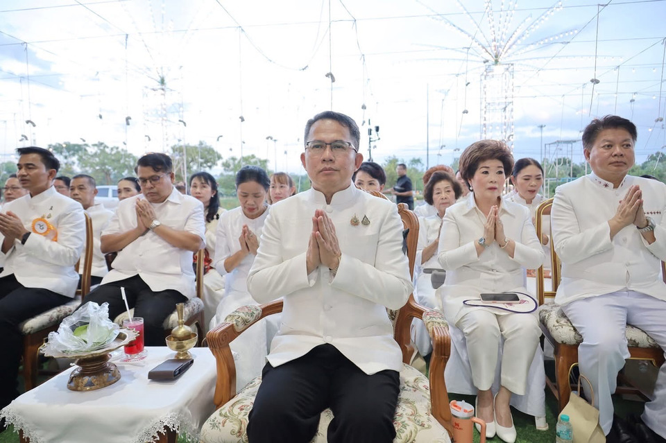 ผู้ว่าฯ กาฬสินธุ์ ขอบคุณทุกภาคส่วนร่วมสร้างเหรียญหลวงพ่อองค์ดำชุ่มเย็น บูรณะศาลหลักเมือง ตั้งมินิธัญญารักษ์
