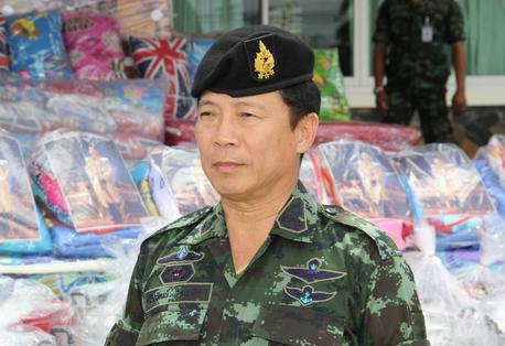 มทภ.4 เชื่อ พลเรือน แต่งชุดพรางเลียนแบบทหาร ฆ่ายกครัวผู้ใหญ่บ้าน