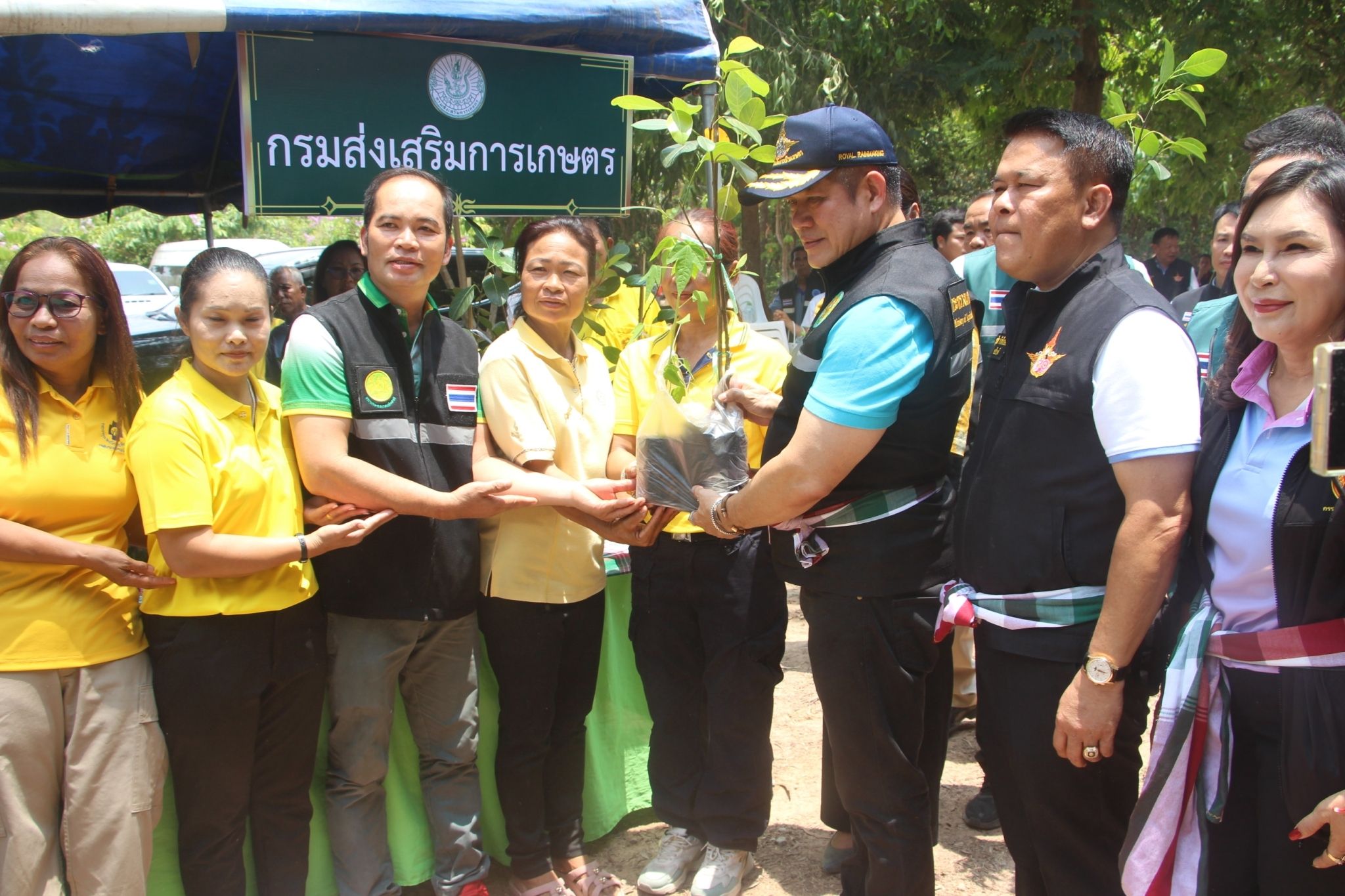 "ธรรมนัส" ลุยจังหวัดร้อยเอ็ด ชงงบ 765 ล้าน พัฒนาแหล่งน้ำ 3 แห่ง ทำทันทีภายในปี 67  