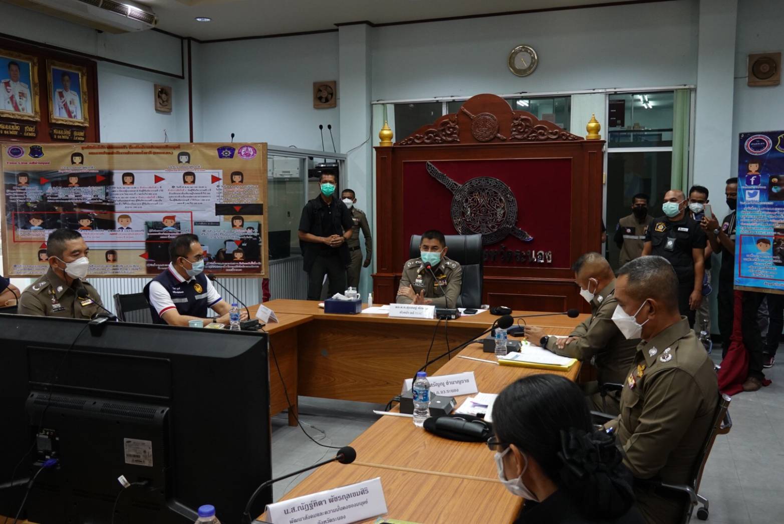 ผู้ช่วย ผบ.ตร.รวบแม่เล้าค้ามนุษย์ บังคับเด็ก อายุ 16 ปี ค้าประเวณี  และติดตามคดีครูอัตราจ้างล่วงละเมิดทางเพศเด็กกว่า 10 ราย 