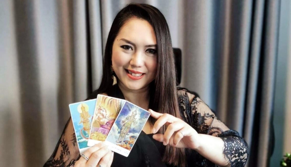 ดวงแรงรับกลางเดือน! "กรกานต์พยากรณ์" 9–15 ก.พ. 69 งาน เงิน ความรัก โชคลาภ เปิดทางปังทุกวันเกิด