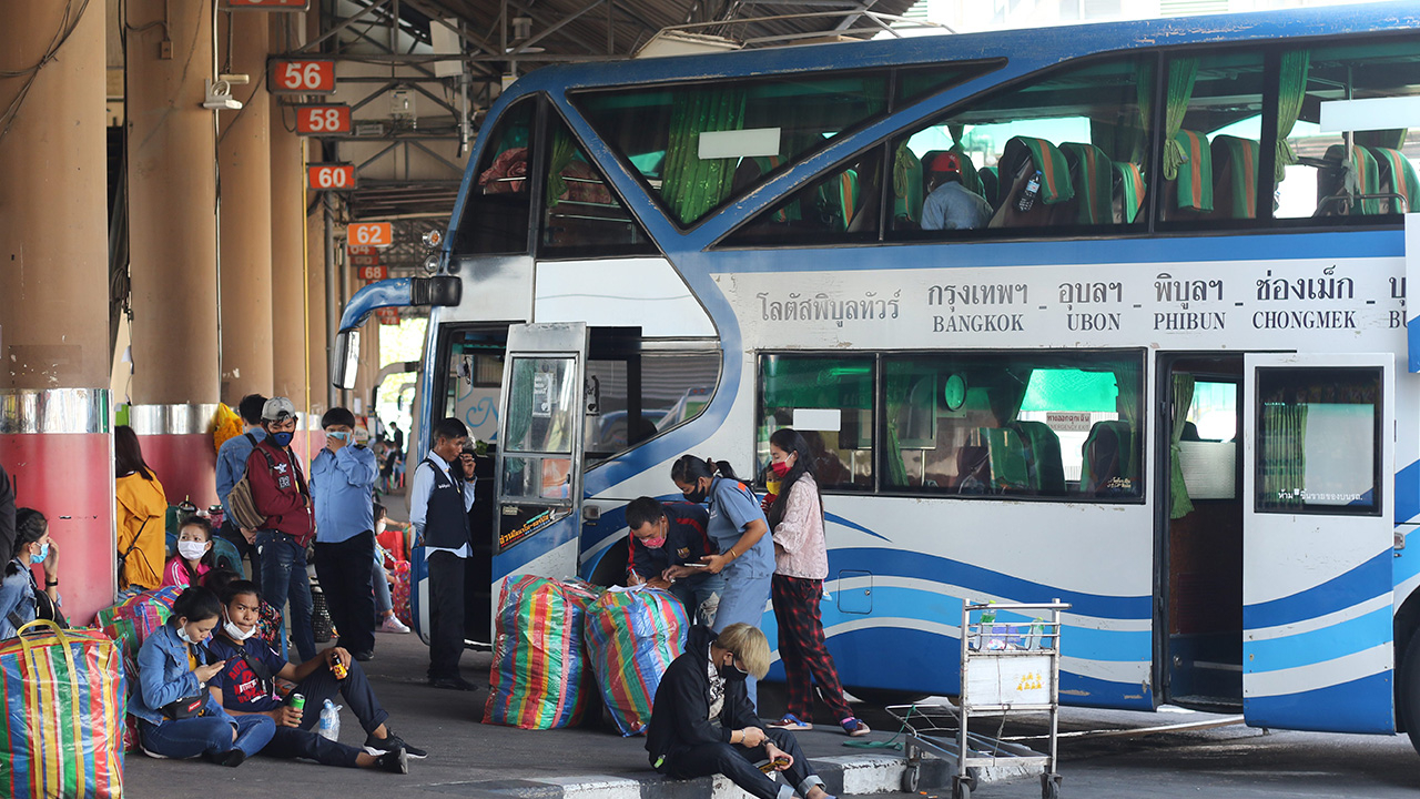 บขส.จัดรถโดยสารเกือบ6 พันเที่ยว  รองรับผดส.100,000 คน เดินทางกลับบ้านช่วงหยุดยาว10-13 ธ.ค.