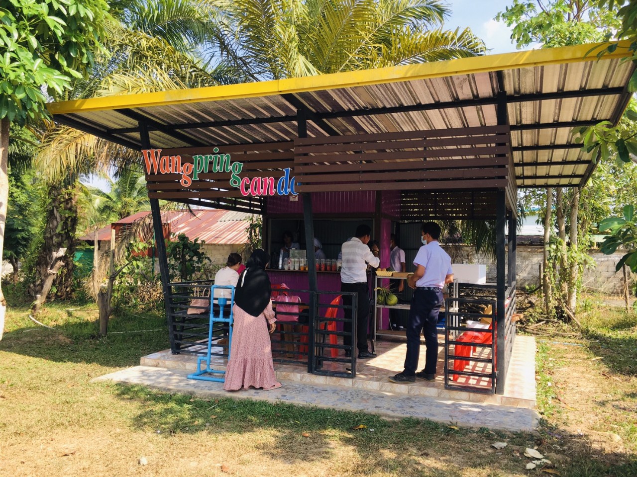 “โอเค วังปริง” ผลิตพ่อค้าแม่ค้าวัยรุ่นป้อนตลาดเครื่องดื่ม