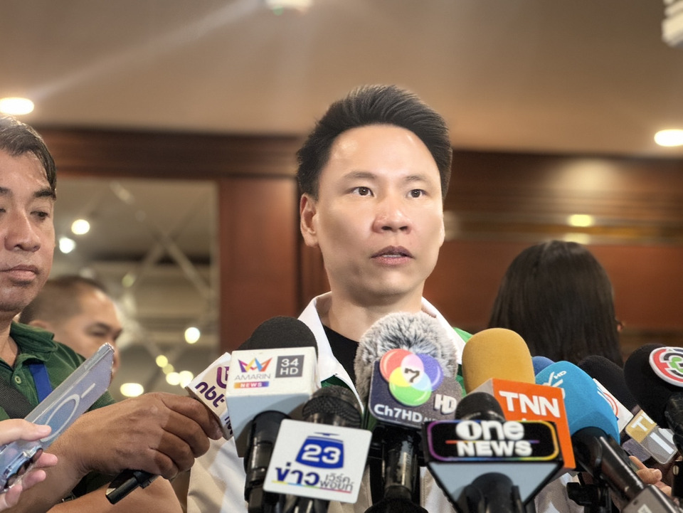 “อรรถกร” เผย กล้าธรรมร่วมงาน ปชน. ราบรื่น ชี้ “ธรรมนัส” ตรงไปตรงมา กั๊กร่วมลงชื่อฝ่ายค้าน ยื่นสอบ ป.ป.ช. คดี ”ศักดิ์สยาม“ 
