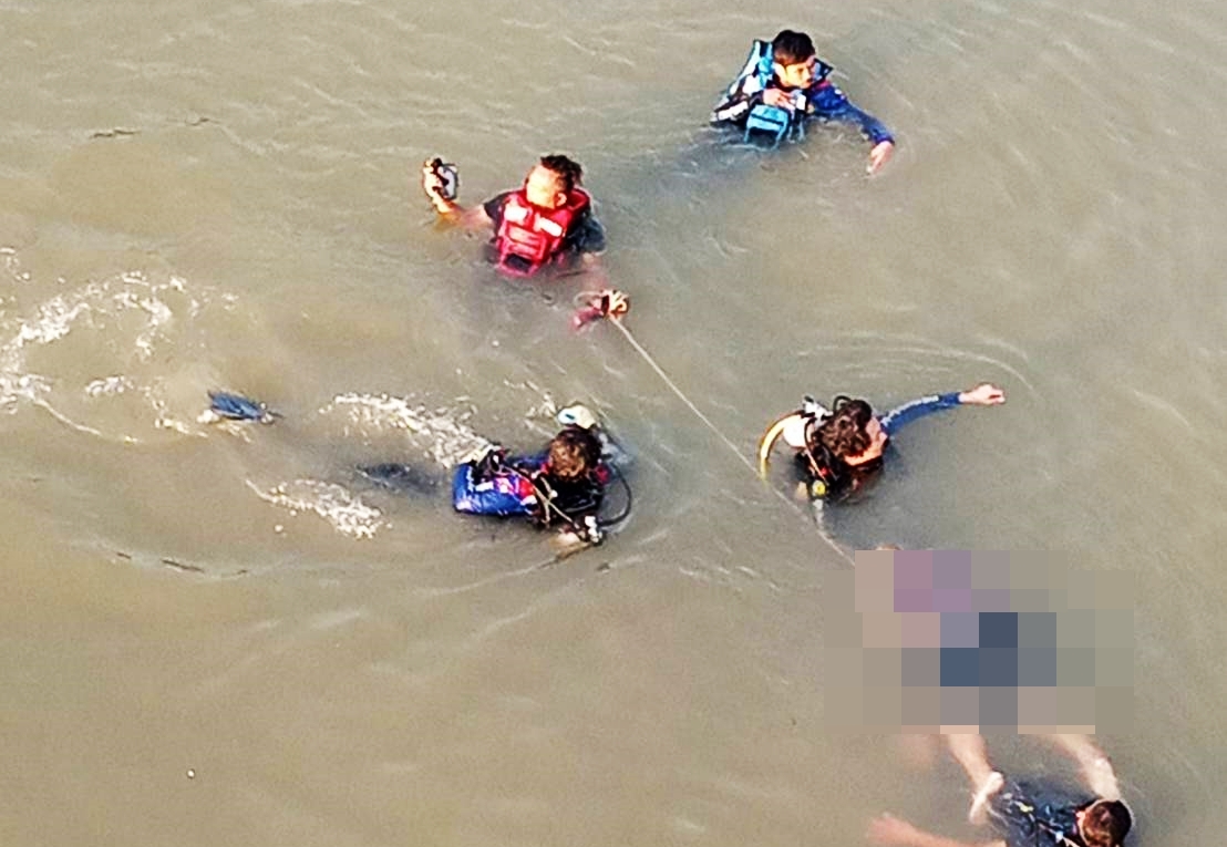 หนุ่มกาญจน์ป่วยซึมเศร้า ดำผุดดำโผล่ในแม่น้ำแล้วจมหาย นักประดาน้ำงมเจอกลายเป็นศพ