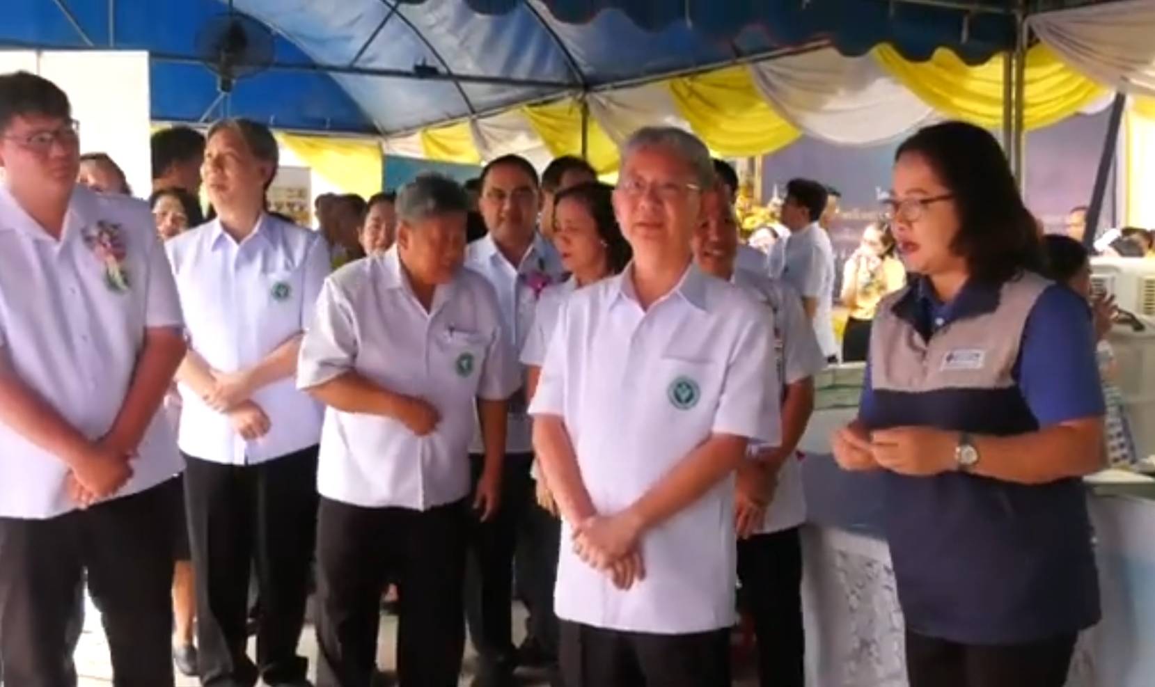 ปลัดสธ.เปิดโครงการพาหมอไปหาประชาชน เฉลิมพระเกียรติ