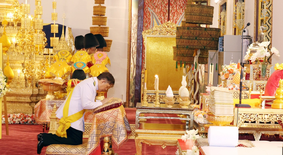 “ในหลวง-พระราชินี”  เสด็จฯ ไปทรงบำเพ็ญพระราชกุศลพระพิธีธรรมสวด พระอภิธรรมพระศพ “เจ้าฟ้าพัชรกิติยาภาฯ”
