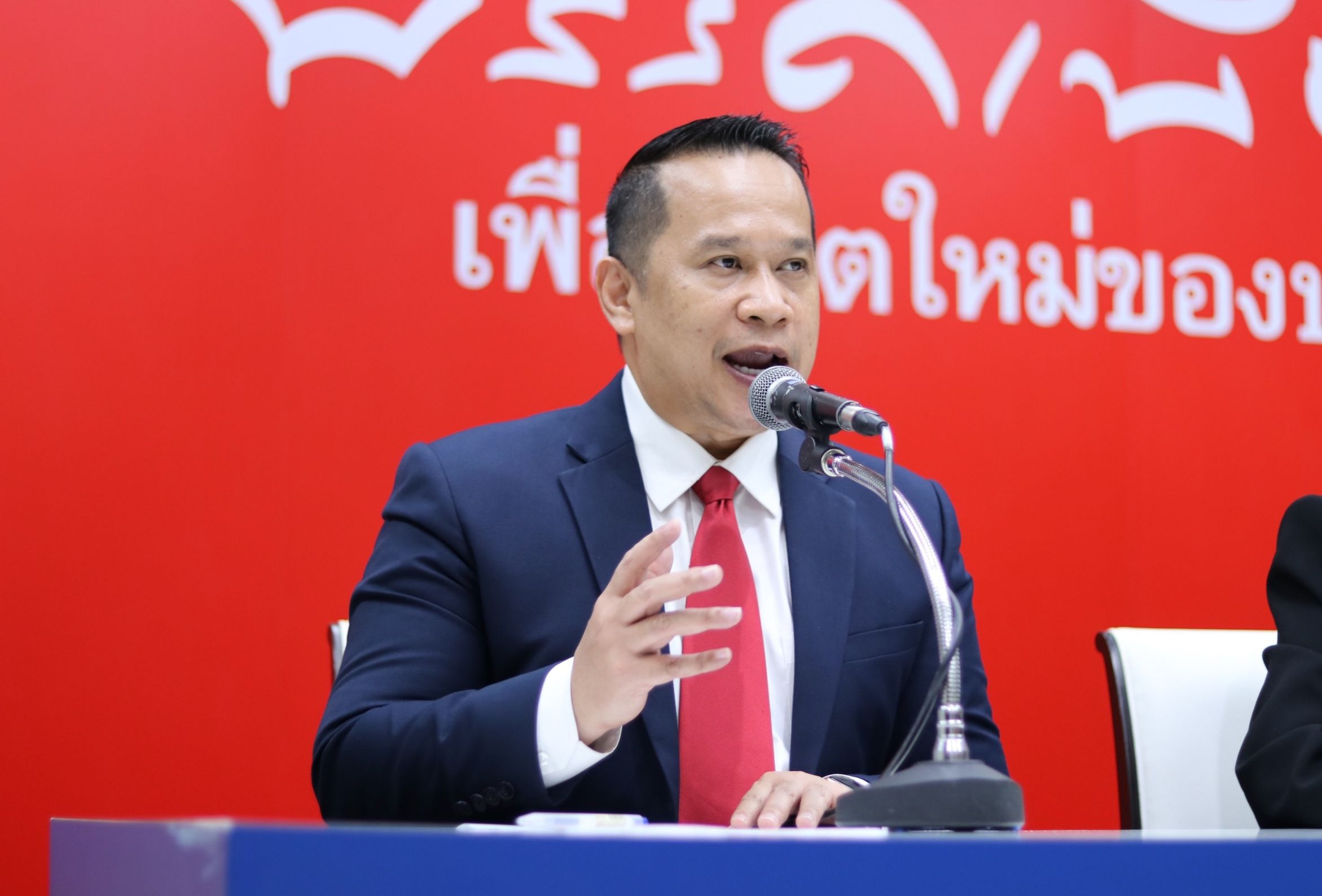 “อนุสรณ์” ลั่น “รัฐบาลเพื่อไทย” หัวใจ คือ ประชาชน เชื่อเวลา 3 ปีครึ่งจะเป็นบทพิสูจน์บริหารประเทศด้วยประชาธิปไตย
