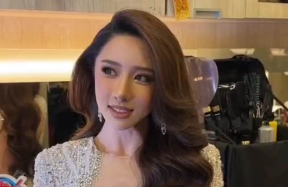 "มิค่า" สาวทรานส์จีนเจ้าเสน่ห์พูดไทยได้แถมโชว์ร้องเพลงลูกทุ่ง