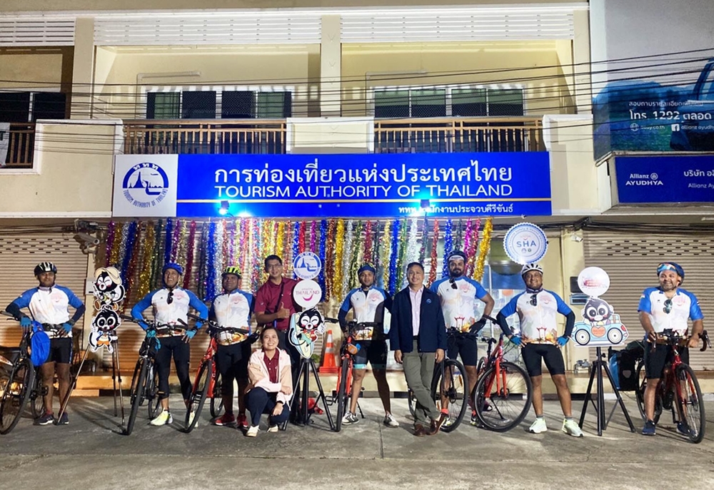 ททท.ประจวบฯ ต้อนรับนักปั่นจากอินเดีย ช่วยโปรโมทการท่องเที่ยวไทย 