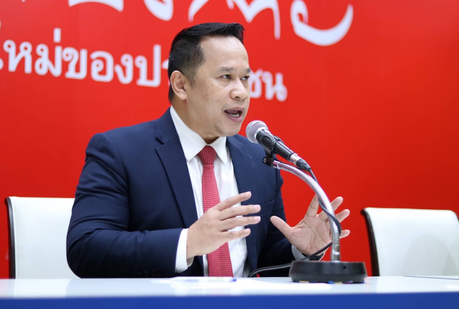 "อนุสรณ์" ชี้ "นายกฯ" สอบตกกลางสภาฯ ตอบคำถามไม่ได้ ตัดตอนความจริง สร้างวาทกรรมแบบเก่า