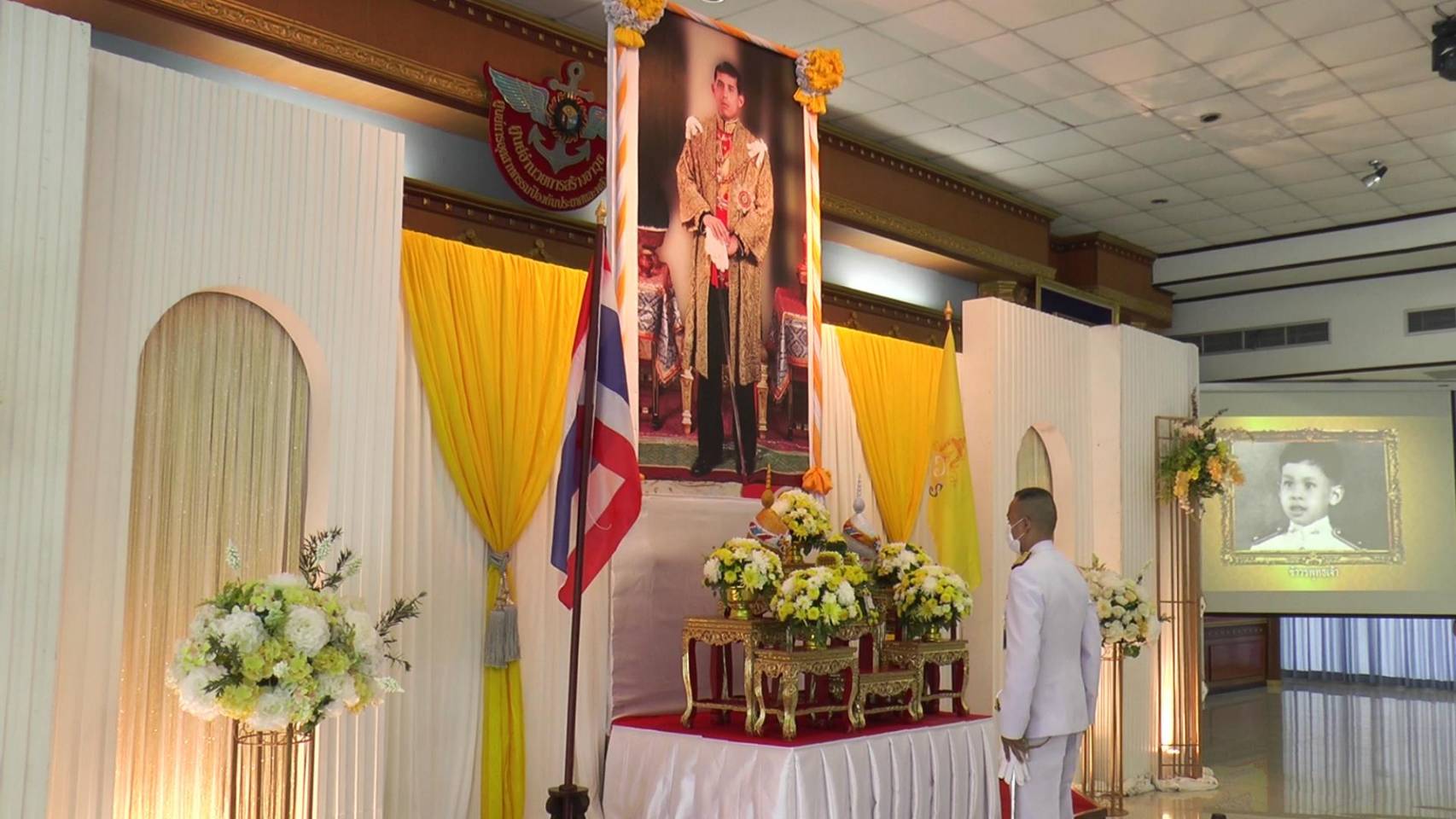 ศูนย์การอุตสาหกรรมป้องกันประเทศและพลังงานทหาร ค่ายจิระวิชิตสงคราม จัดพิธีลงนามถวายพระพร ในหลวง ในโอกาสวันเฉลิมพระชนมพรรษา