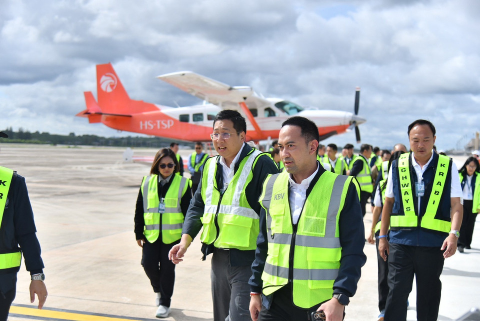 “ภัทรพงศ์” ขีดเส้นเครื่องบินน้ำ Seaplane บินนำร่องกระบี่-ภูเก็ต ปีนี้ เชื่อมอันดามันแบบไร้รอยต่อ ปั้นไทยสู่ Aviation Hub 