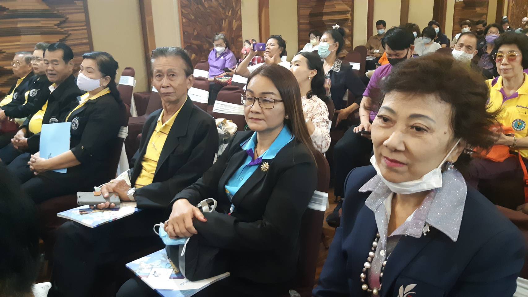 "ดร.กัลยาณี - ปธ.สภาอุตสาหกรรมท่องเที่ยวศรีสะเกษ" นำทีมกรรมการร่วมงานโครงการ"เที่ยวไทย ร่วมใจช่วยชาติ" จ.ระยอง