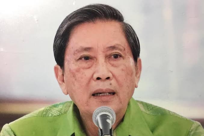 “ปลอดประสพ” แนะ “ประวิตร” ลาออก วางมือการเมือง ไปดูป่ารอยต่อ 