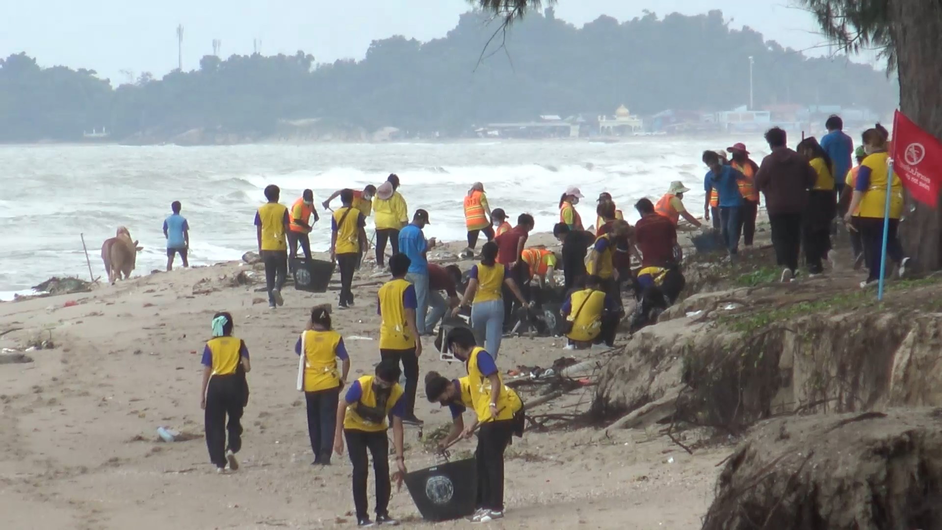 จัด Big cleaning Day ชายหาดสมิหลา-ชลาทัศน์รับนักท่องเที่ยวปีใหม่