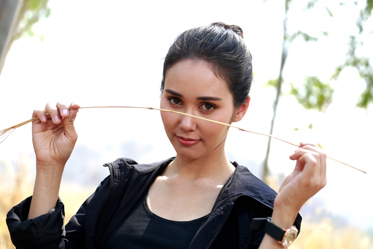 ทำความรู้จัก สาวคิดบวก “จาด้า อินโตร์เร” 