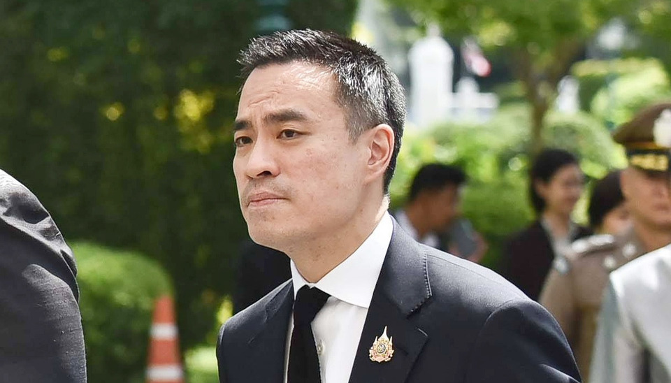 "เอกนัฏ" กำชับใช้เงินโรงกลั่น-กองทุน คุมราคาน้ำมันในปท. มั่นใจน้ำมันไม่ขาด