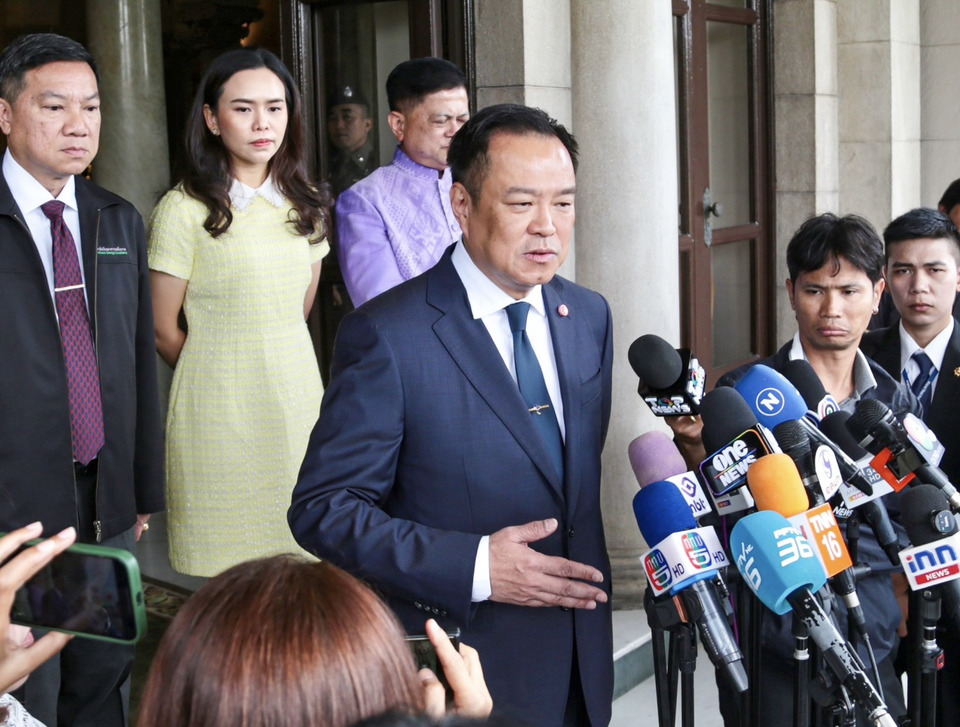 "นายกฯอนุทิน" ประกาศ ครม.เศรษฐกิจประชุมทุกบ่ายวันจันทร์! ชี้รอหลังเลือกตั้งตั้ง ครม.คู่สมรส