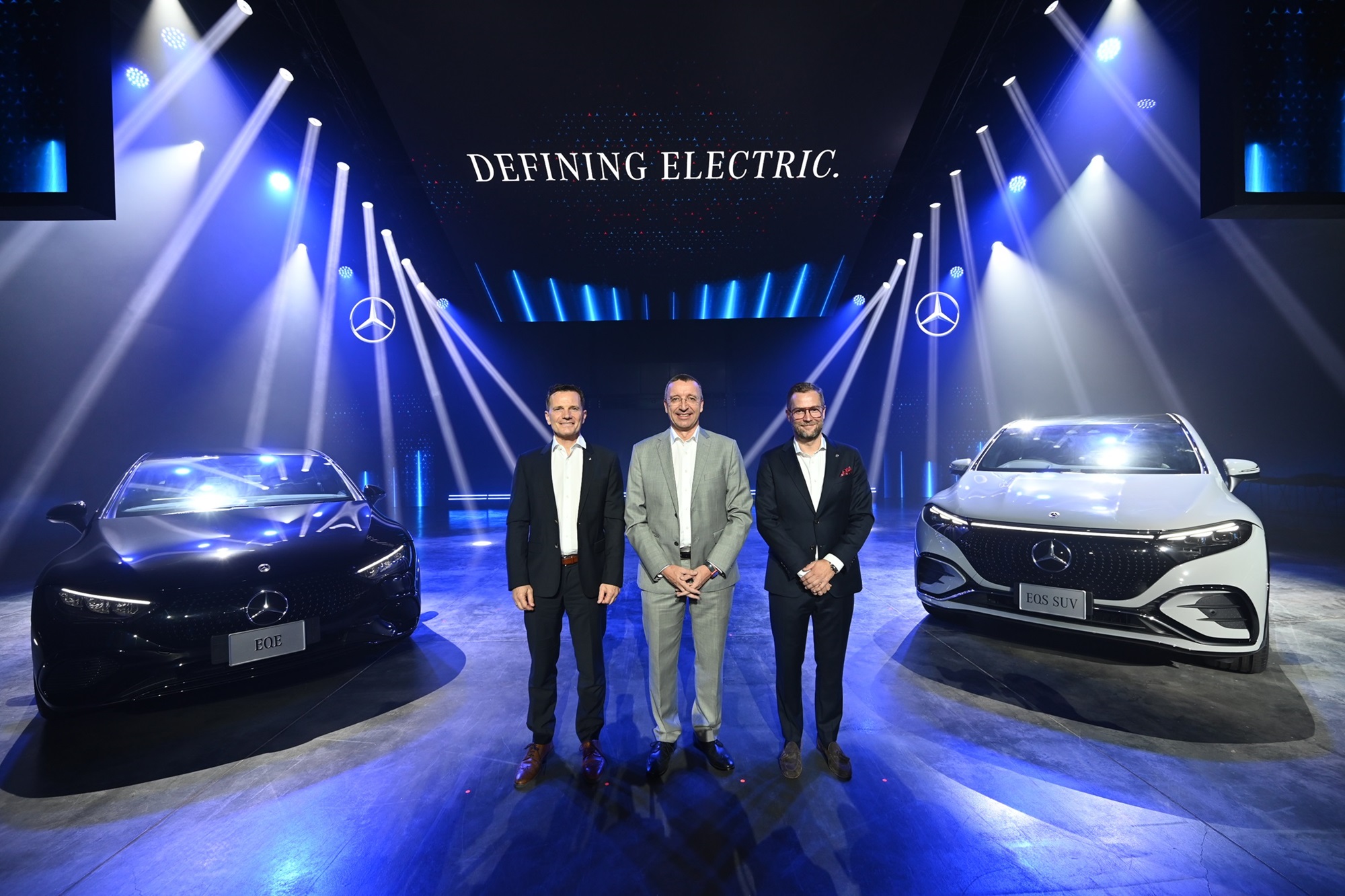 เบนซ์เพิ่มอีวี 2 รุ่น “The new EQE Sedan” และ “Thenew EQS SUV”
