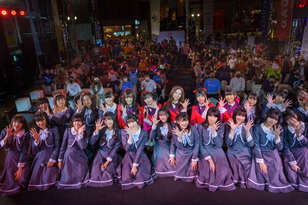“Last Idol ยูนิต “Close Friend” Presented by True5G เดบิวต์สเตจ อย่างเป็นทางการ สมการรอคอย”