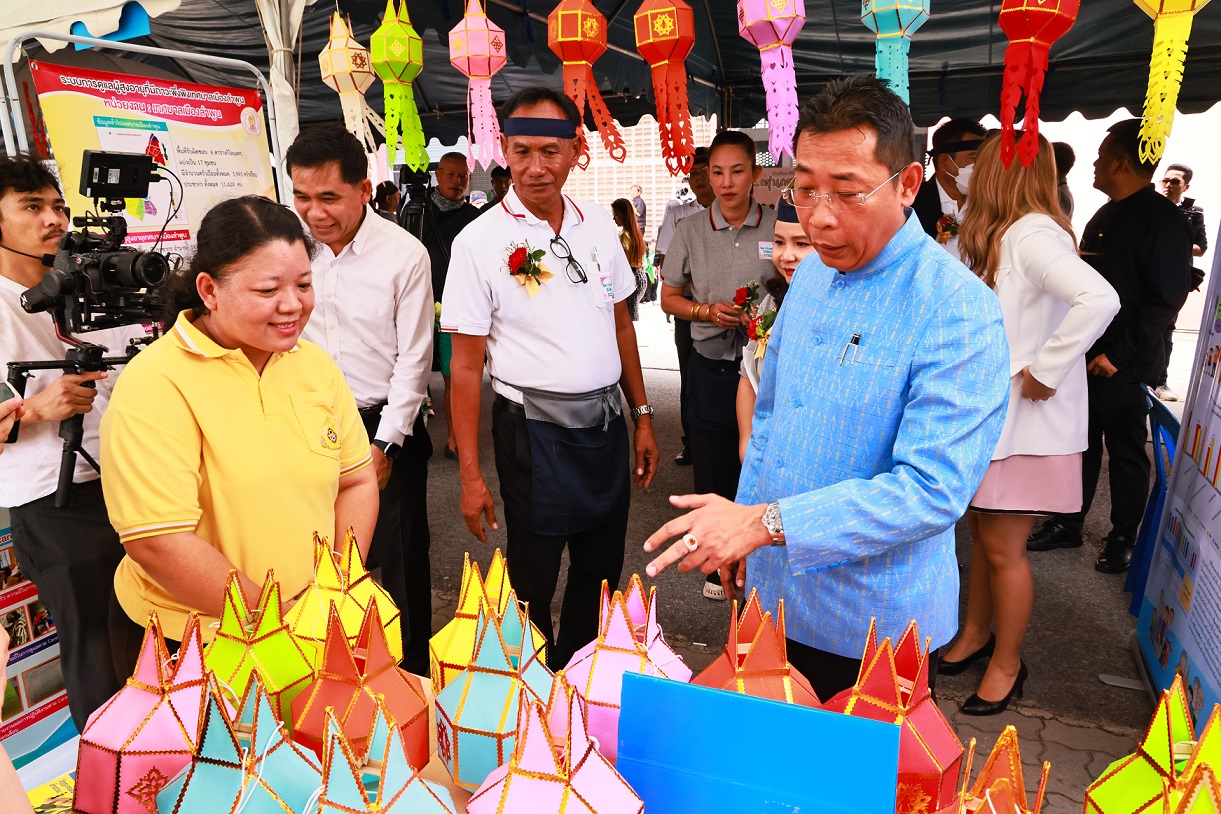 ทต.ทับมาเปิดโครงการสมองเสื่อมในวัยชราจัดกิจกรรมส่งเสริมให้คนในชุมชนตระหนักเฝ้าระวังผู้สูงอายุ 