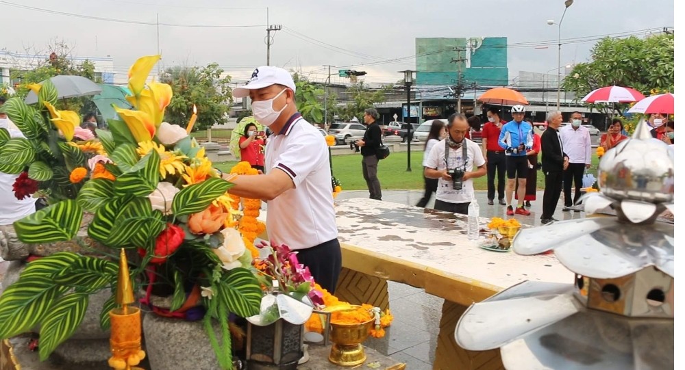 เริ่มแล้วเทศกาลตรุษจีนขอนแก่น ผู้ว่าฯ นำทีมสักการะสิ่งศักดิ์สิทธิ์รอบเมืองเอาฤกษ์เอาชัย รับปีใหม่จีน
