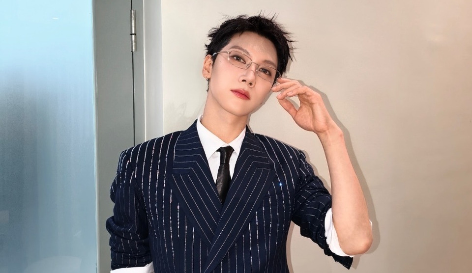 Ten (เตนล์)  โพสต์ซึ้งโบกมือลา SM ปิดฉาก 10 ปี