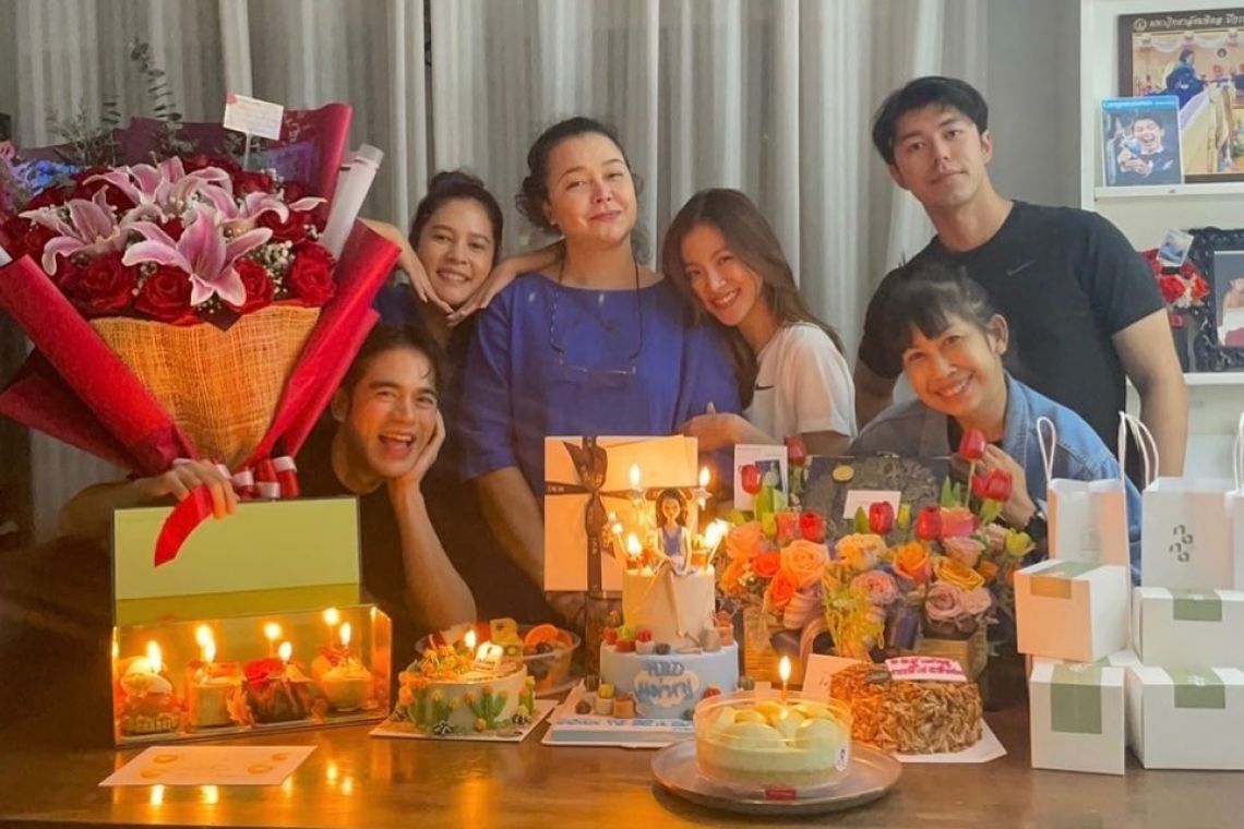 "ใบเฟิร์น" อันฟอลอินสตาแกรม "แม่หมู พิมพ์ผกา"แล้ว