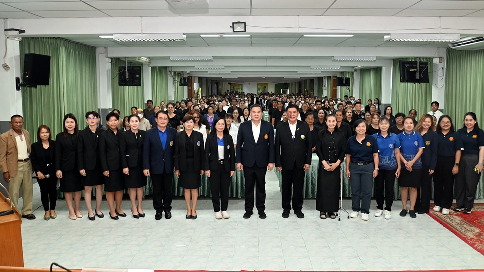 ประธาน กมธ.ท่องเที่ยว เปิดเวทีพัฒนาอาสาฯ ดันนครปฐมสู่แหล่งท่องเที่ยววัฒนธรรมยั่งยืน