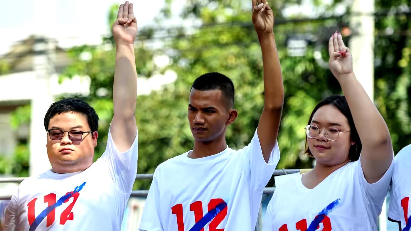 "ไมค์ ภาณุพงศ์" โพสต์หลังศาลออกหมายจับ เหตุเบี้ยวฟังคำพิพากษาคดี 112