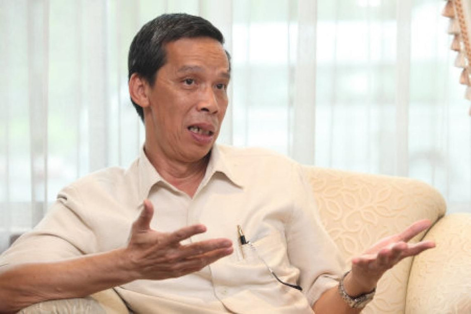 “แก้วสรร” ถอดรหัสข่าวกรองมะกัน แฉ “ทรัมป์” สั่งลุยแผนใช้นิวเคลียร์จบศึกอิหร่าน เตือนโลกเสี่ยงสงครามล้างเผ่าพันธุ์
